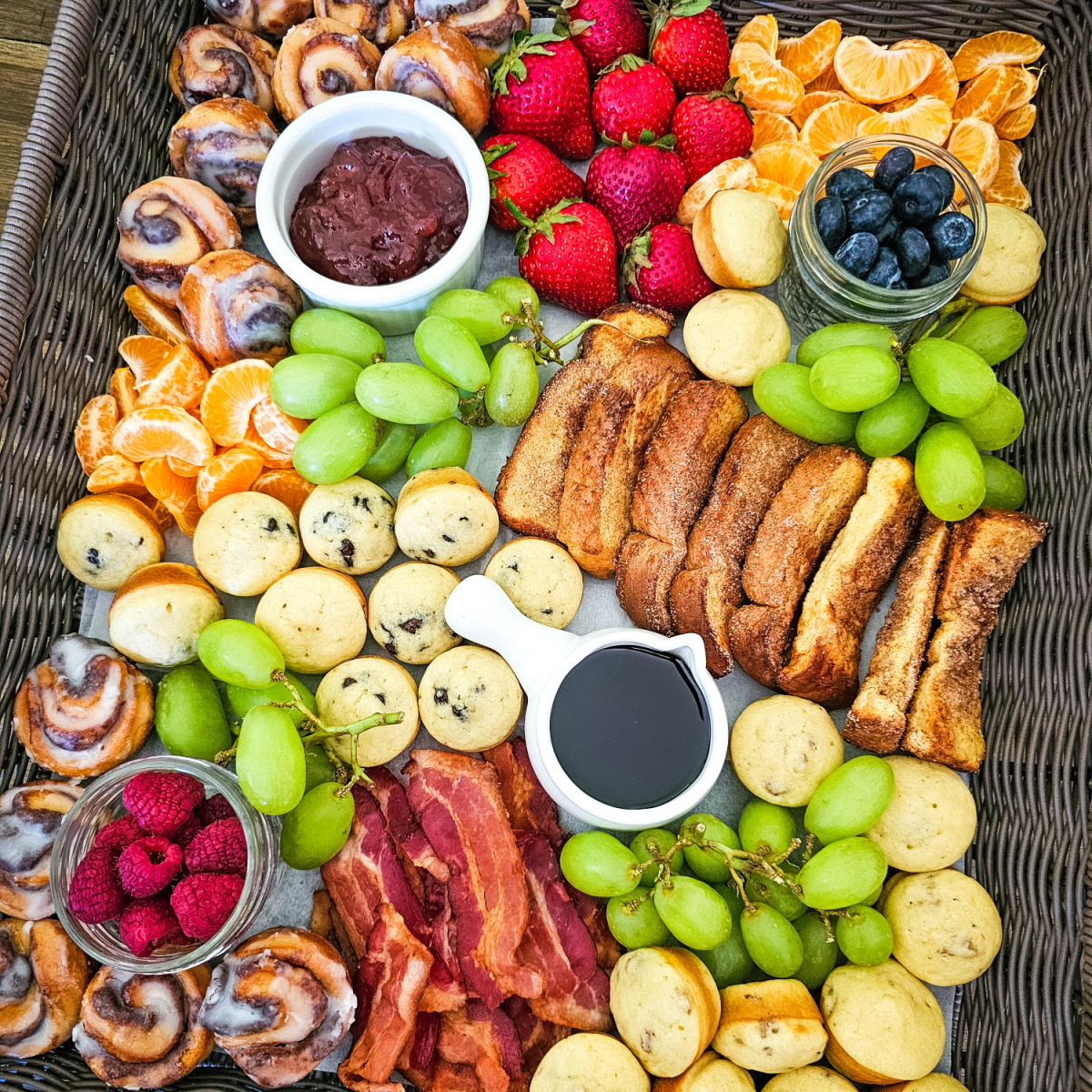 feature image for mini pancake board